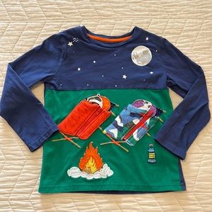 Mini Boden sleeping bag appliqué shirt